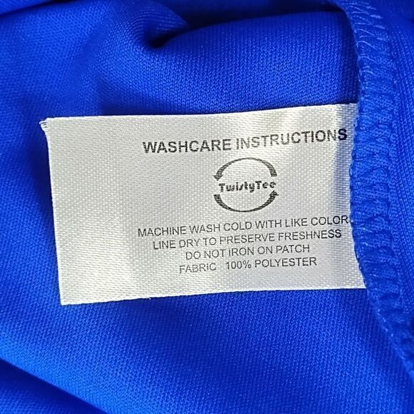 NWT Twisty Tee V-Neck Party Shirt Built-in Bottle Opener Sz S - Picture 8 of 8